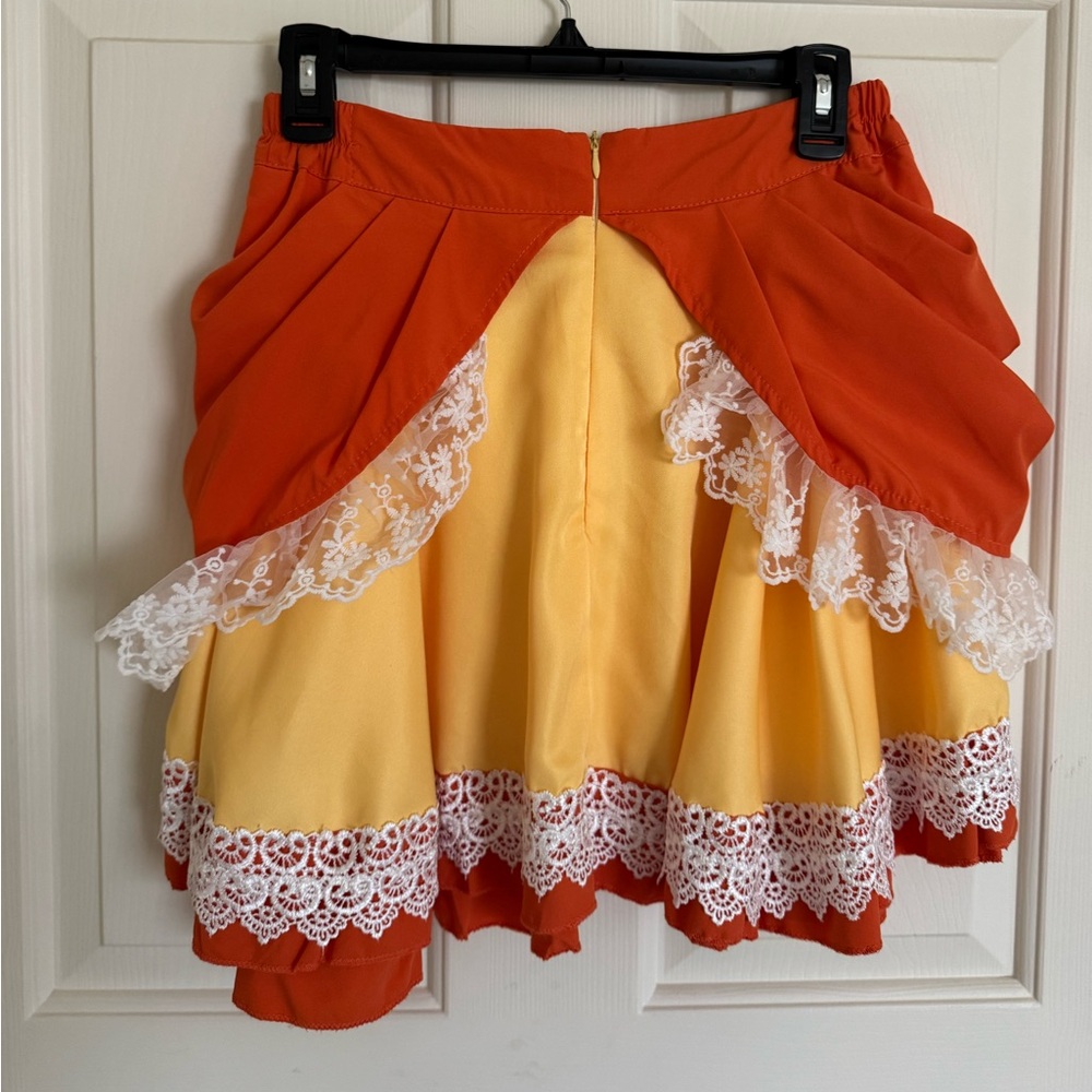 💛🧡Princess Daisy Costume 👑 🧡 - Picture 6 of 7
